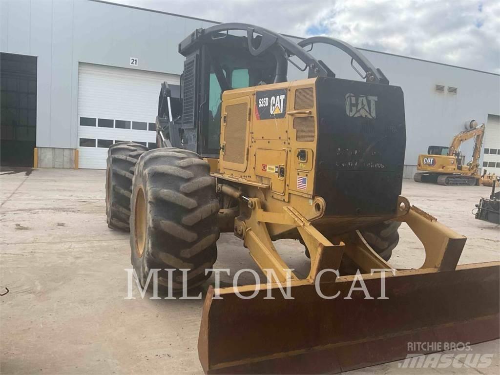CAT 535D Šķeldotāji
