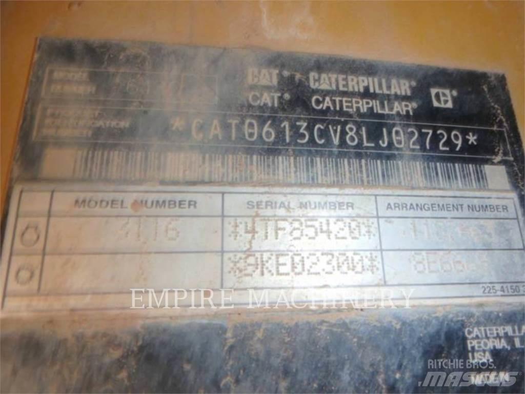 CAT 613C Skrēperi
