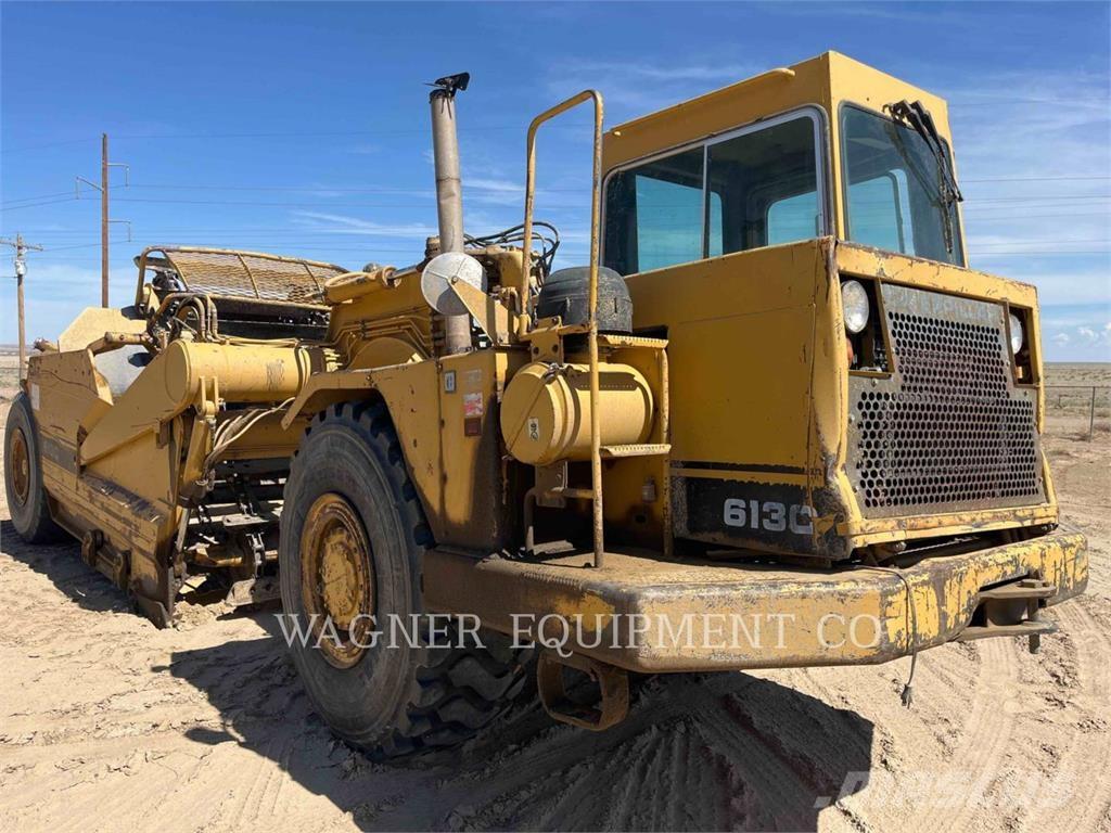 CAT 613C Skrēperi