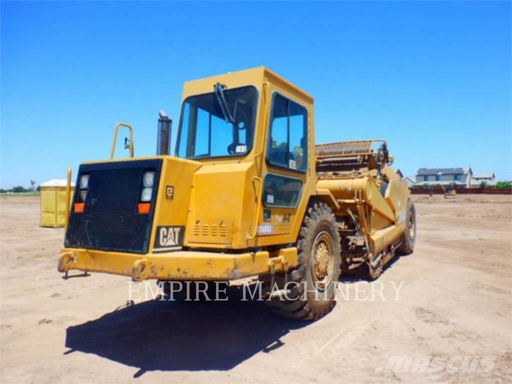 CAT 613C Skrēperi