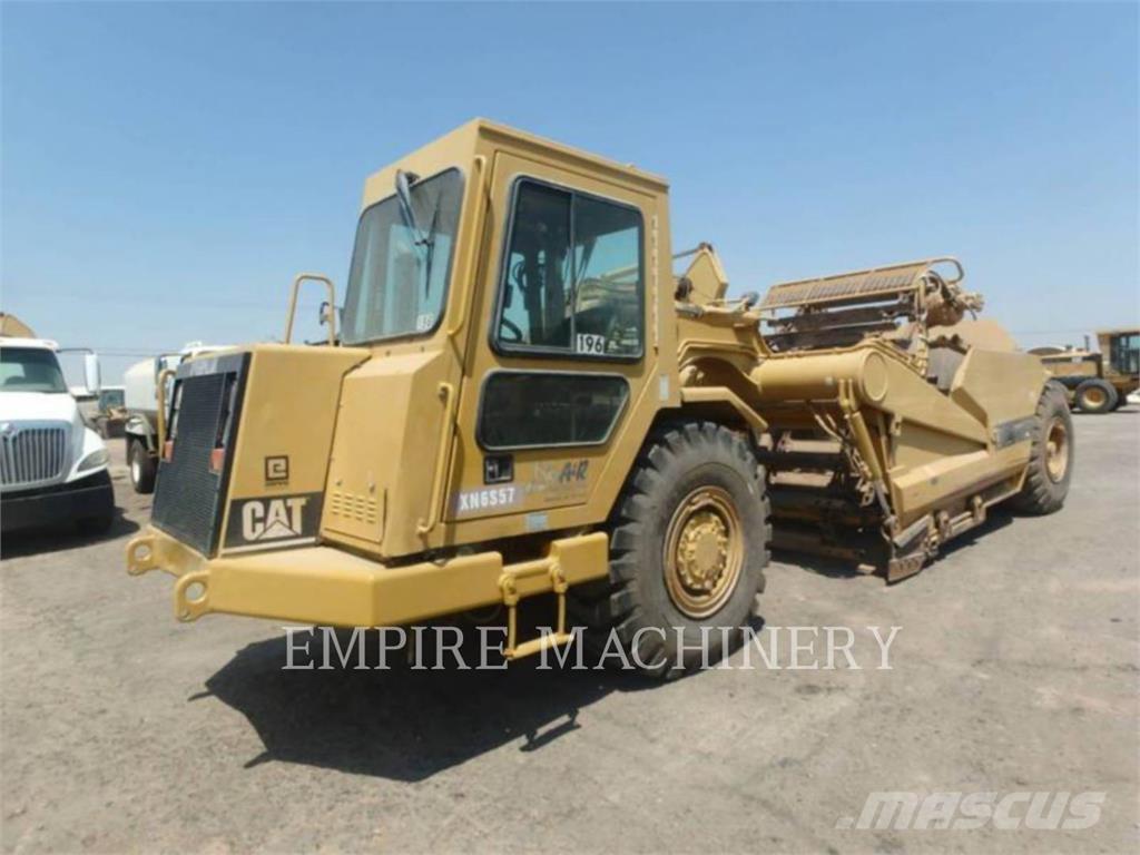 CAT 613C Skrēperi
