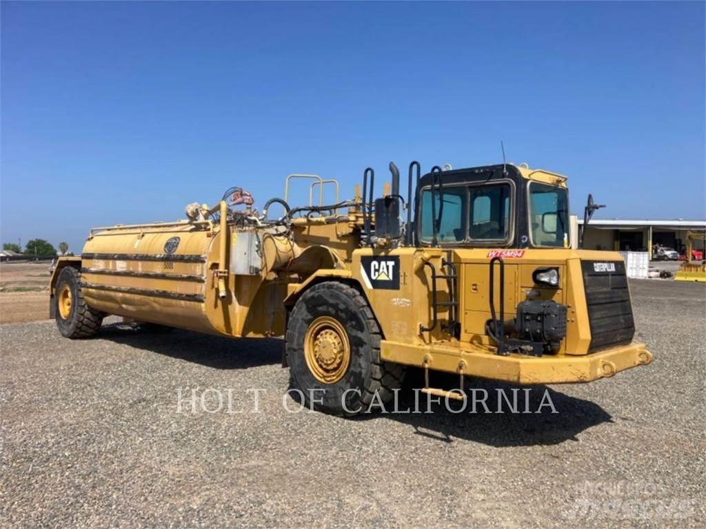CAT 613G WT Autocisterna