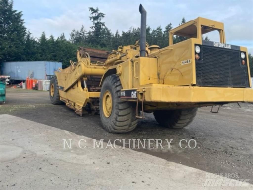 CAT 615 Skrēperi