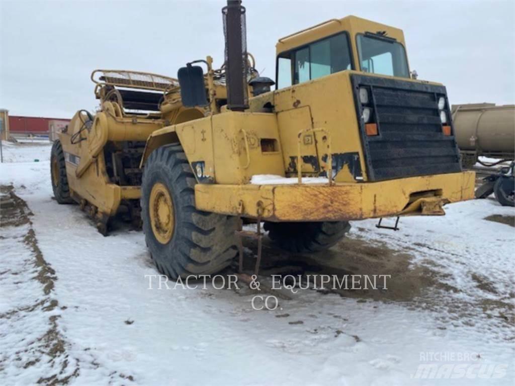 CAT 615C Skrēperi