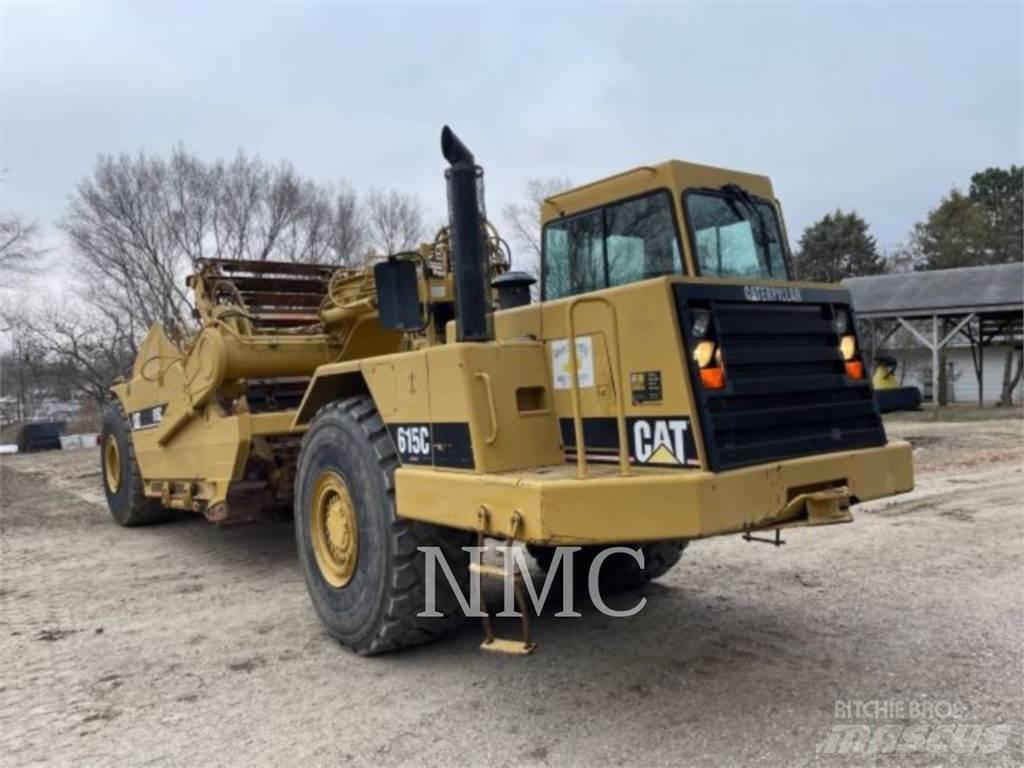 CAT 615C Skrēperi