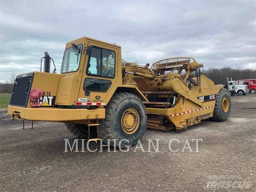 CAT 615C Skrēperi