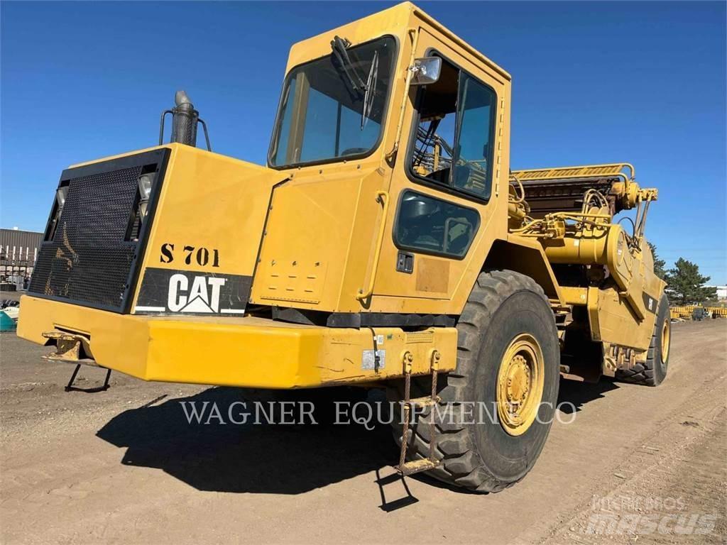 CAT 615C II Skrēperi