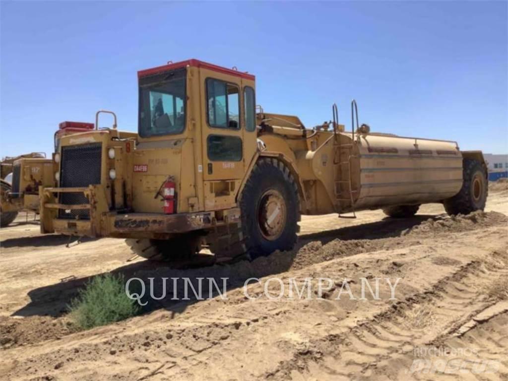 CAT 621F Skrēperi