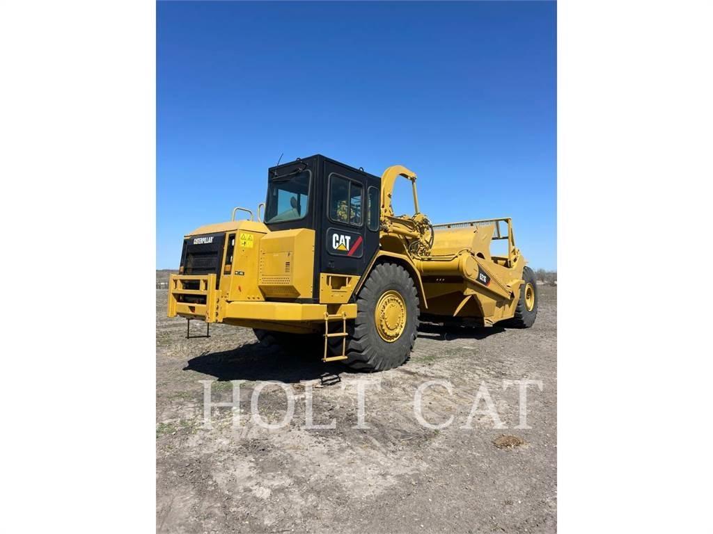 CAT 621G Skrēperi