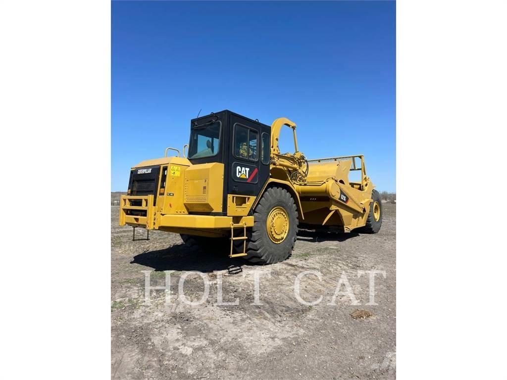 CAT 621G Skrēperi