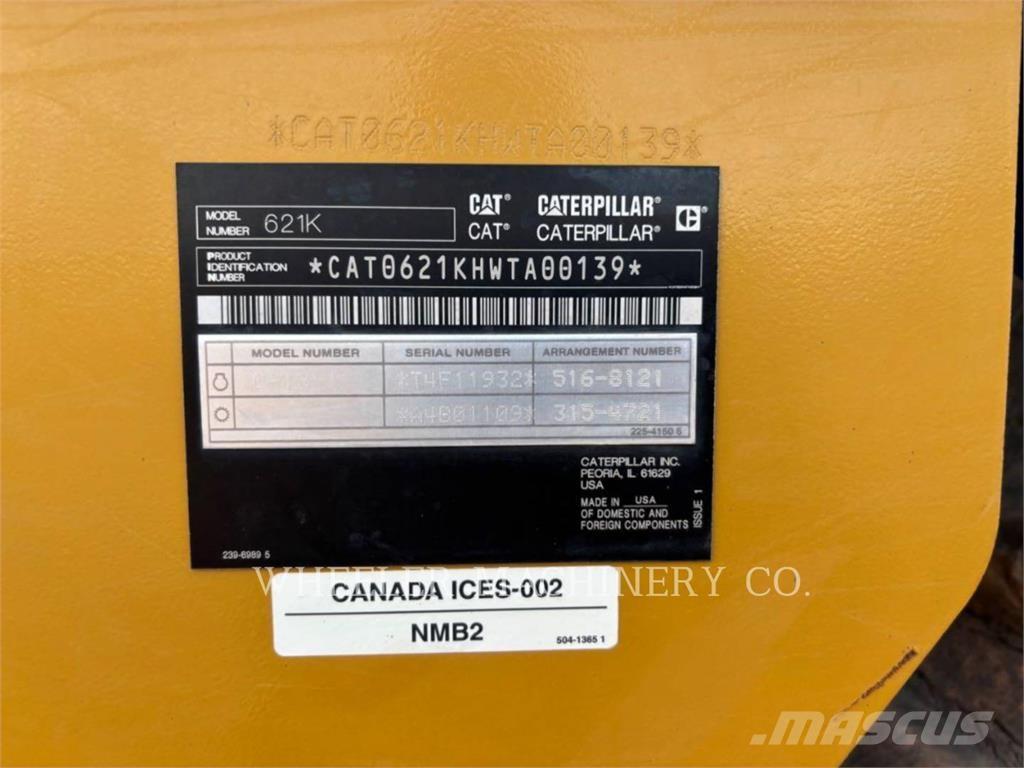 CAT 621K Skrēperi
