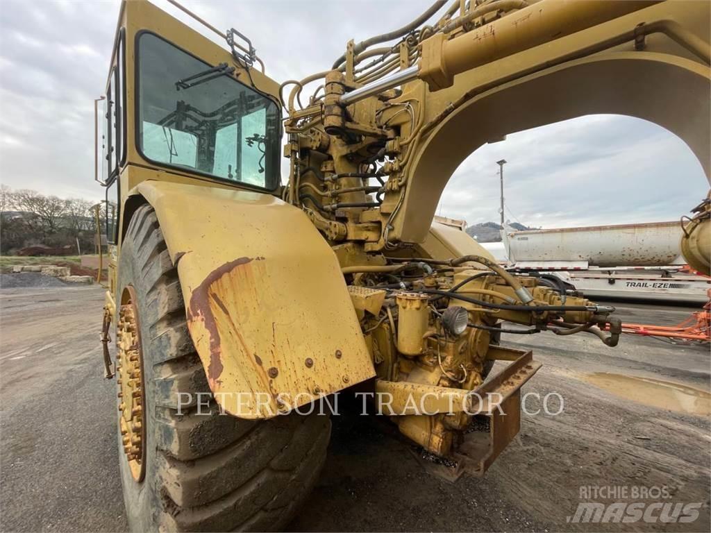 CAT 623E Skrēperi