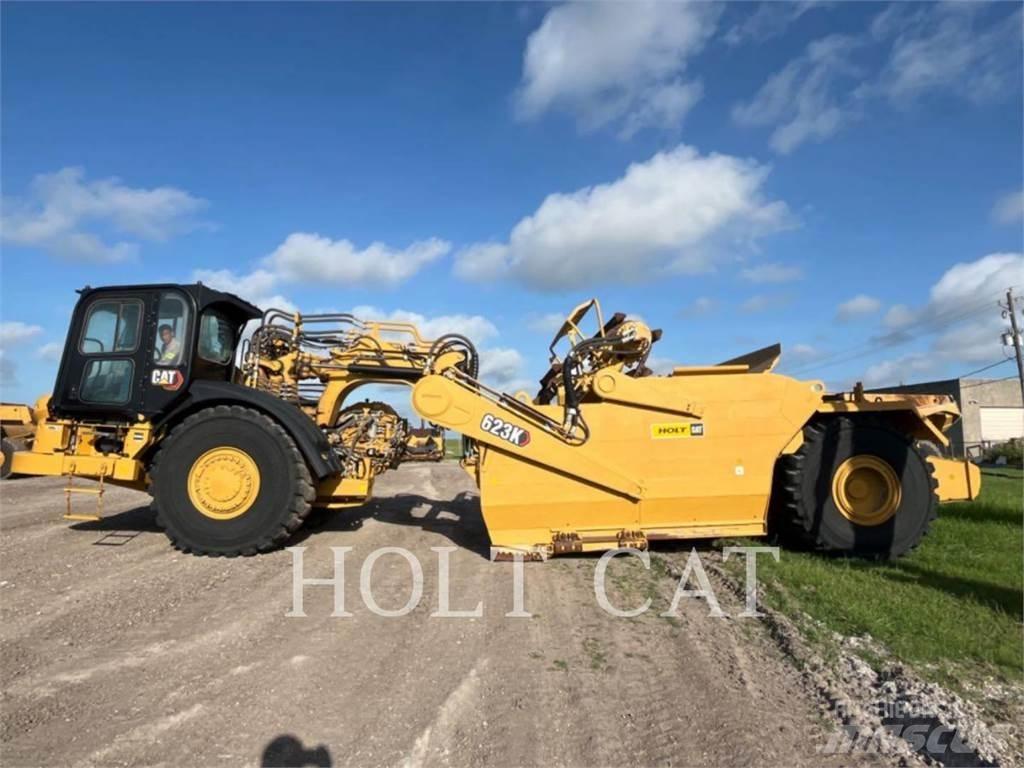 CAT 623K Skrēperi