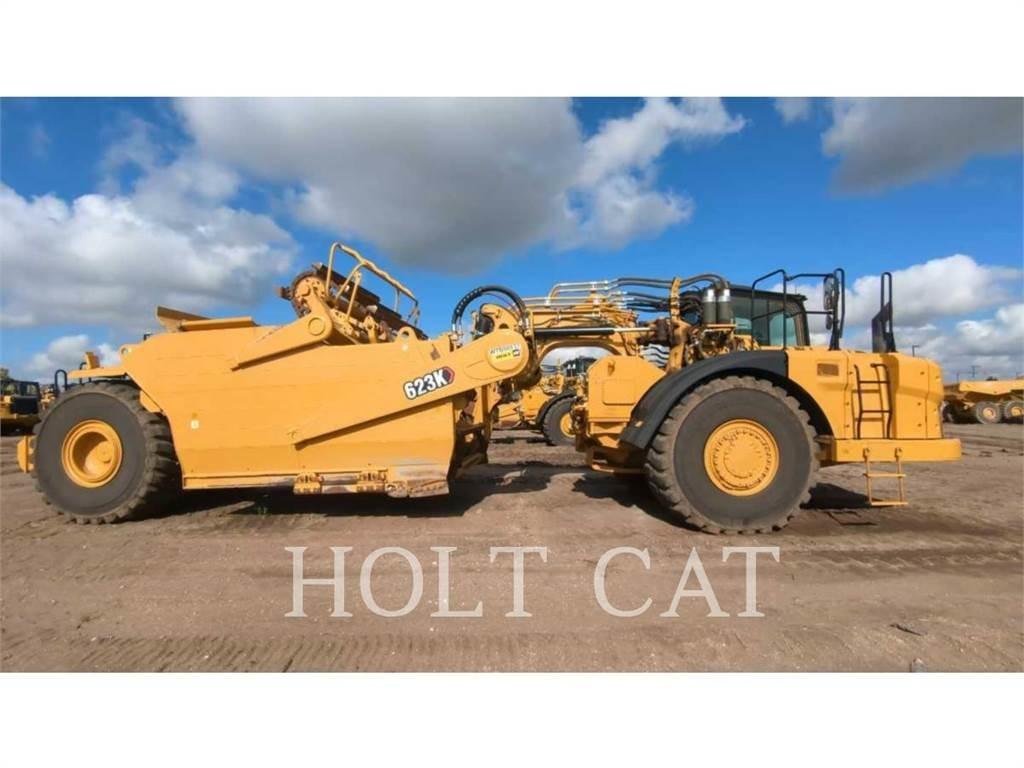 CAT 623K Skrēperi