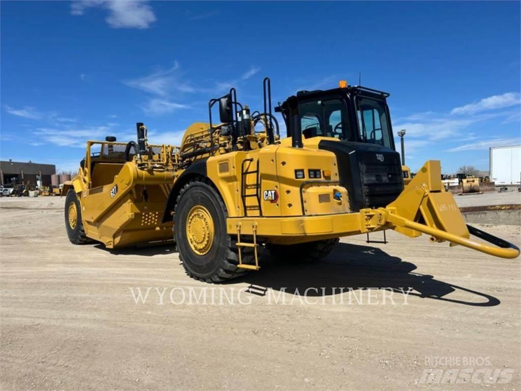 CAT 627 Skrēperi