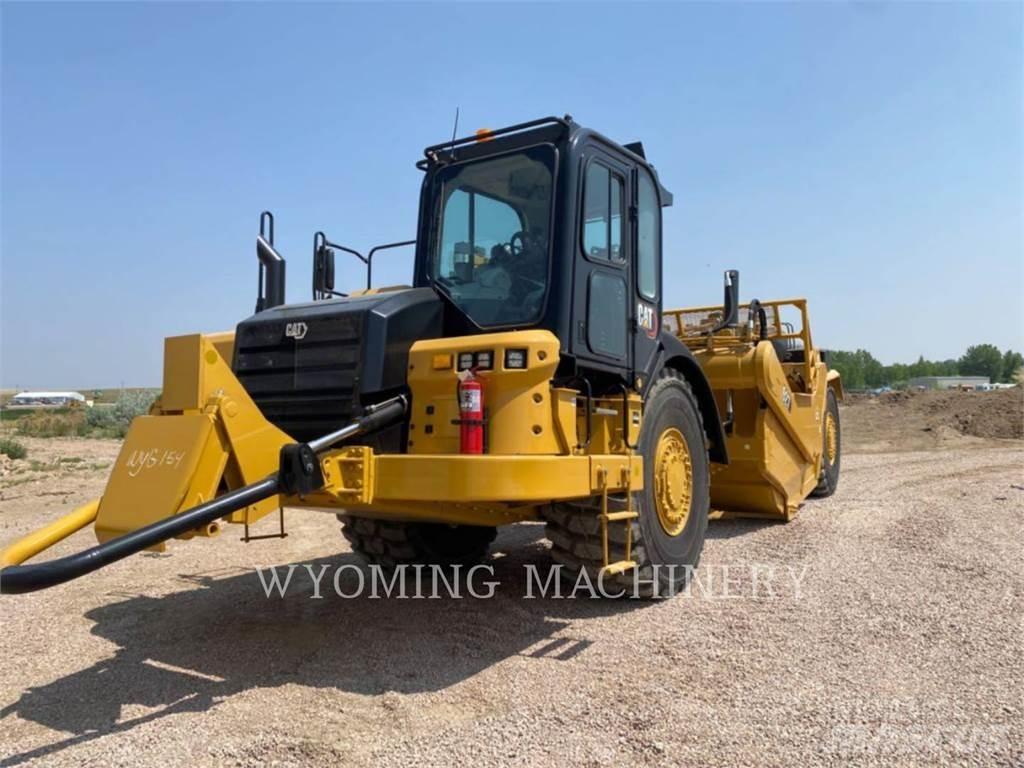 CAT 627 Skrēperi