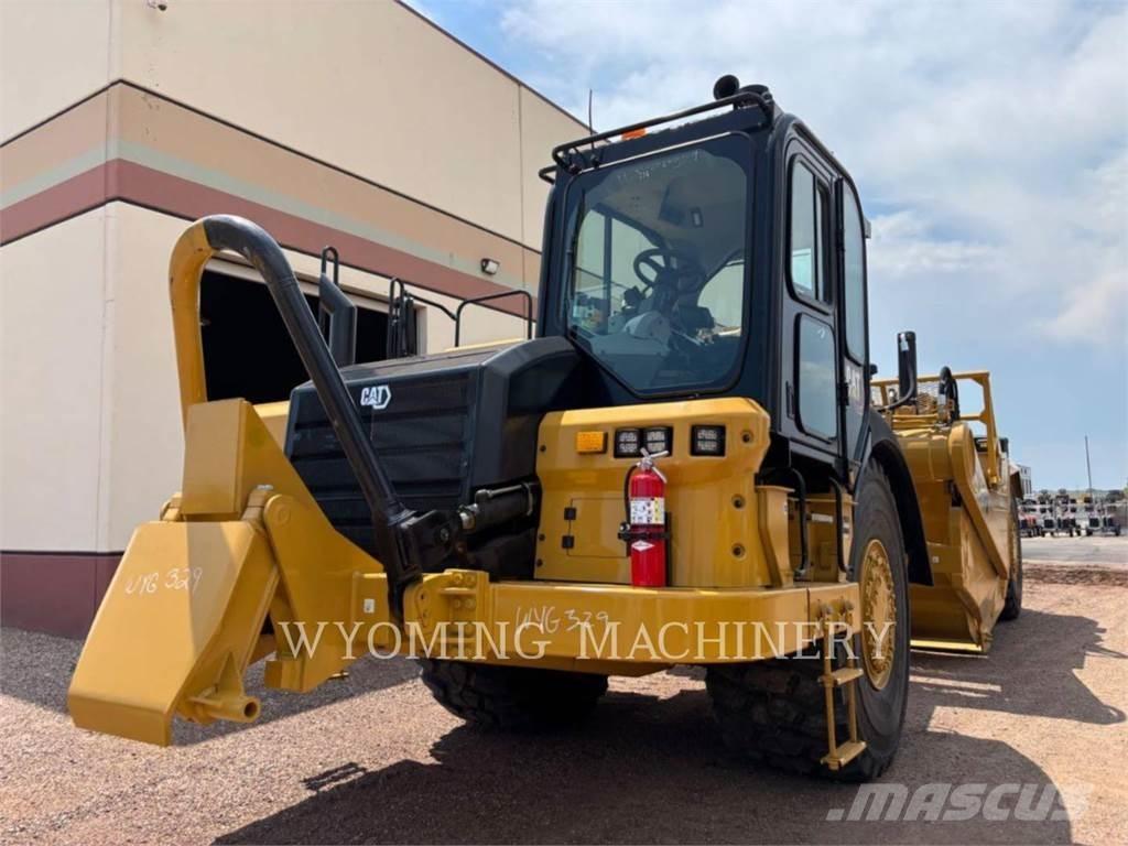 CAT 627 Skrēperi
