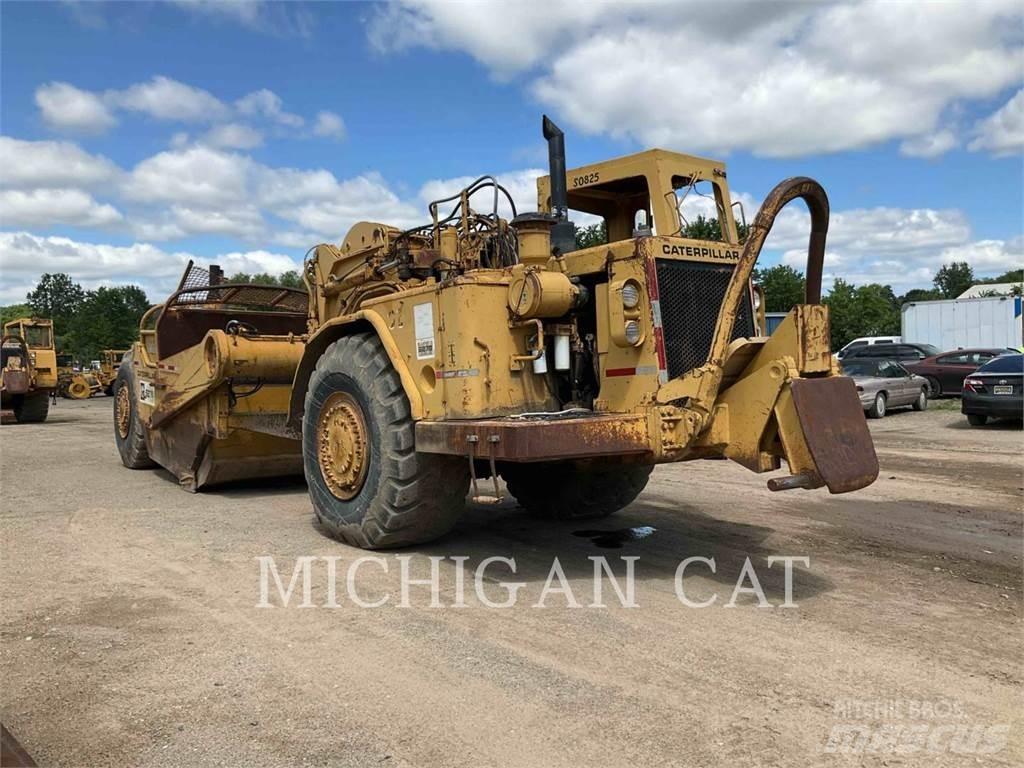 CAT 627B Skrēperi