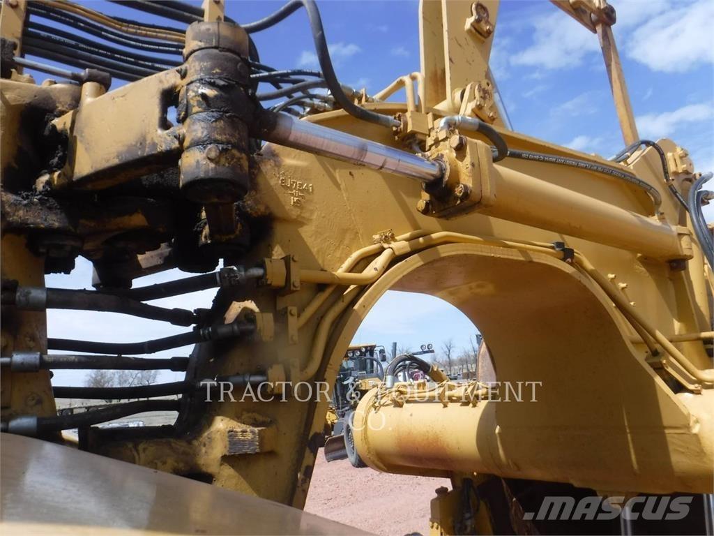 CAT 627B Skrēperi