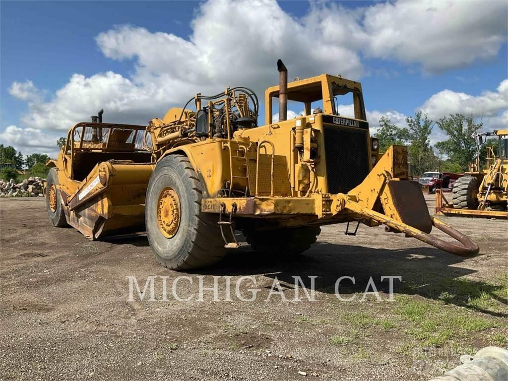 CAT 627E Skrēperi