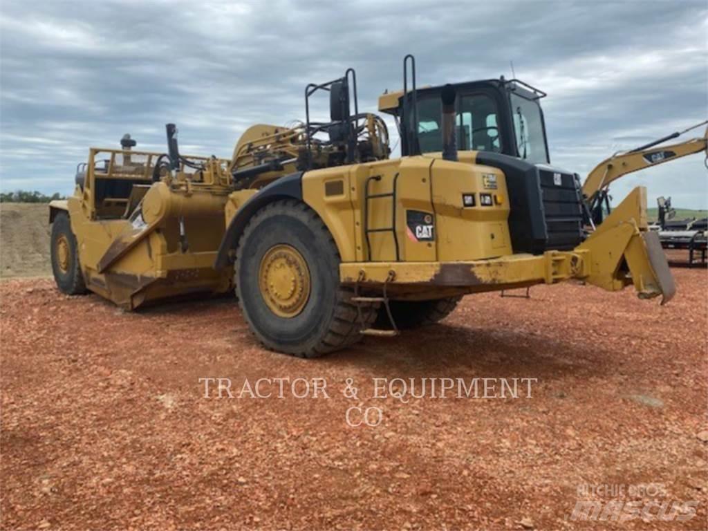 CAT 627H Skrēperi