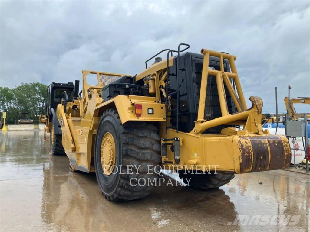 CAT 627K Skrēperi