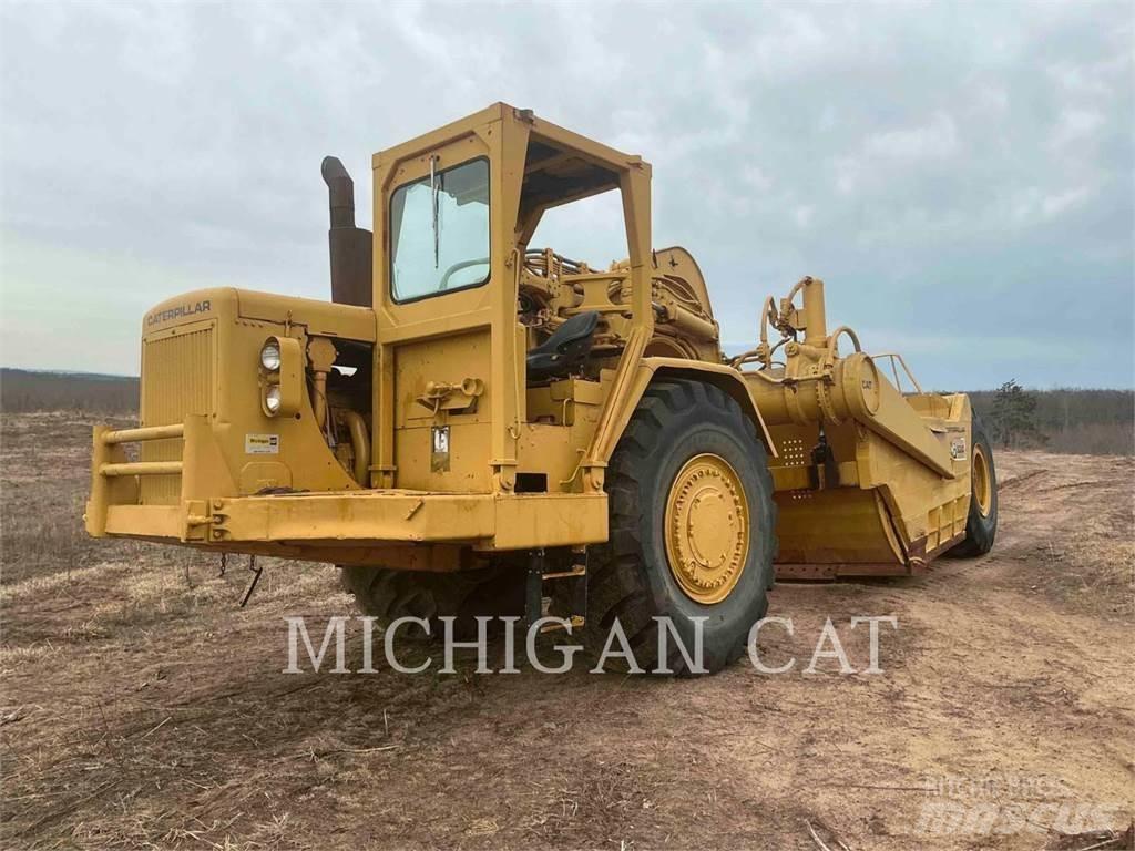 CAT 631C Skrēperi