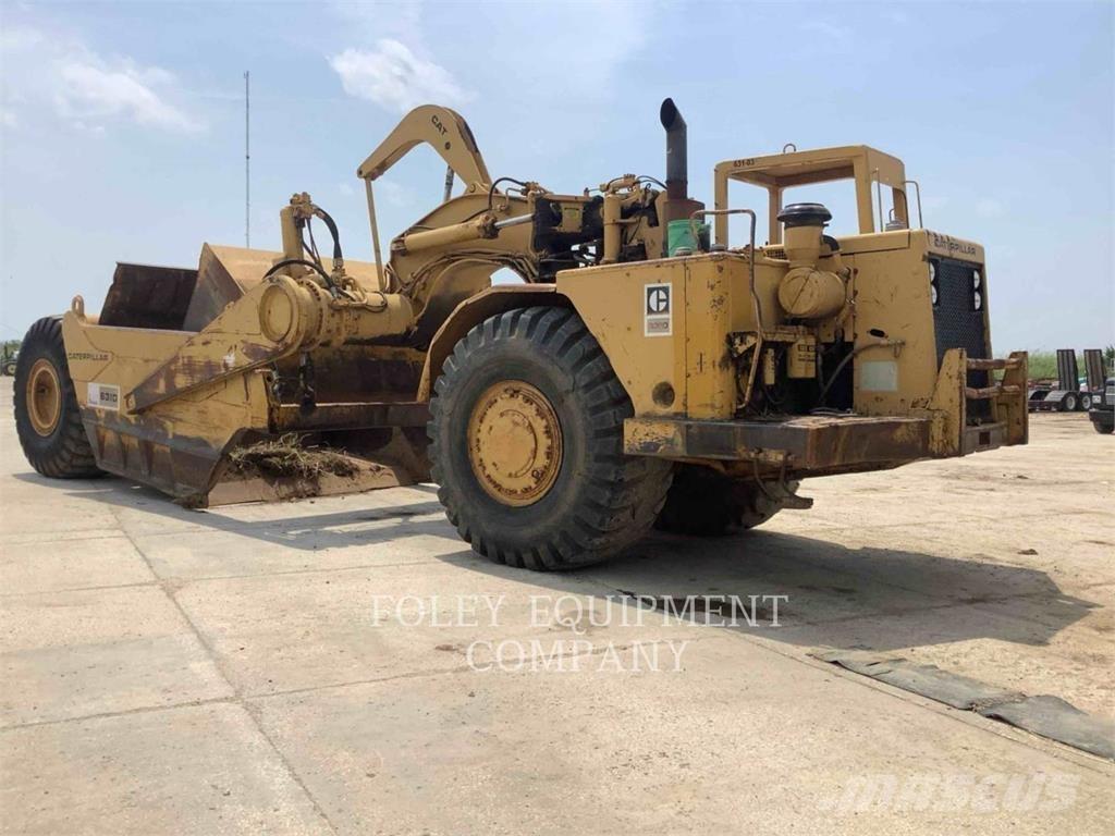 CAT 631D Skrēperi