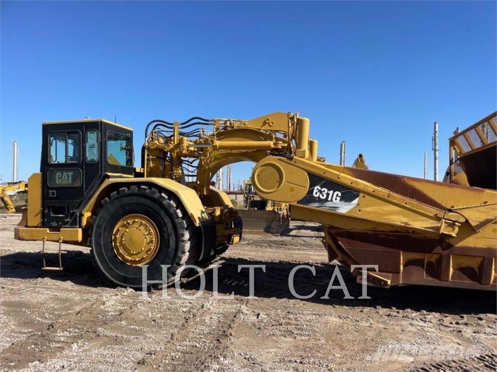 CAT 631G Skrēperi