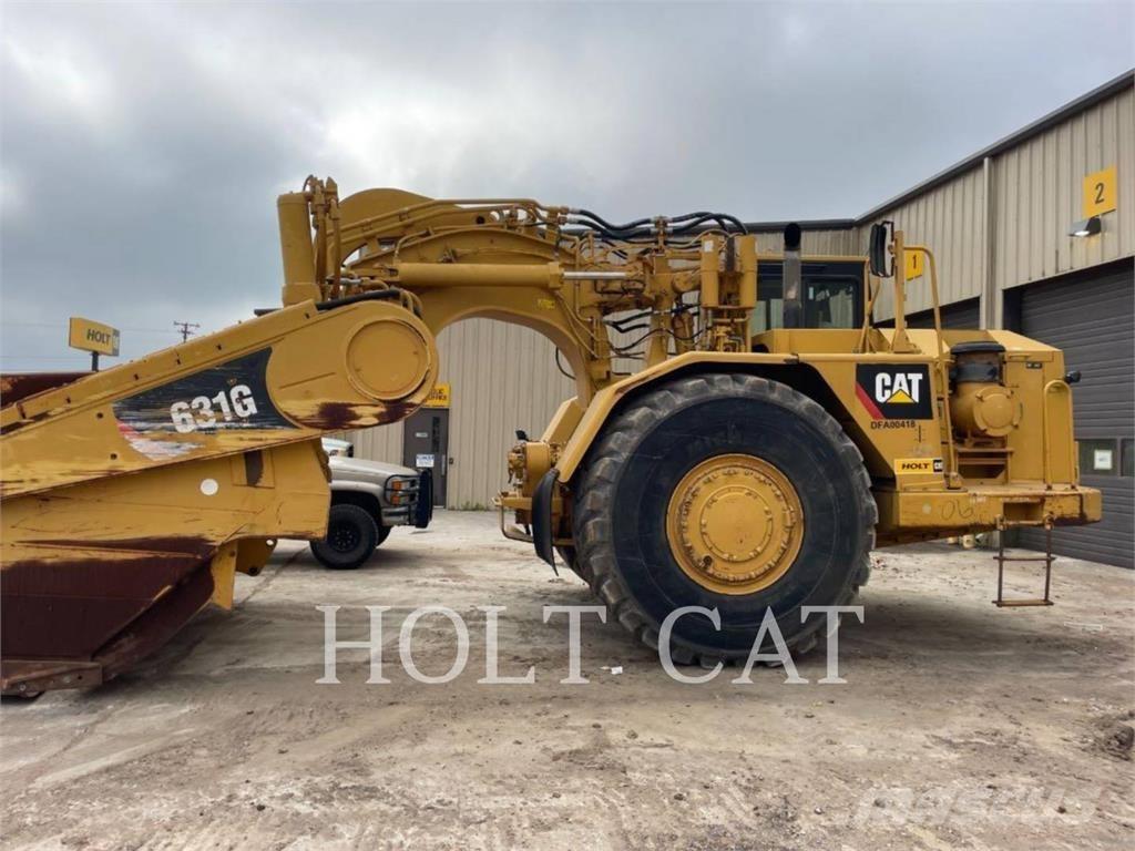 CAT 631G Skrēperi