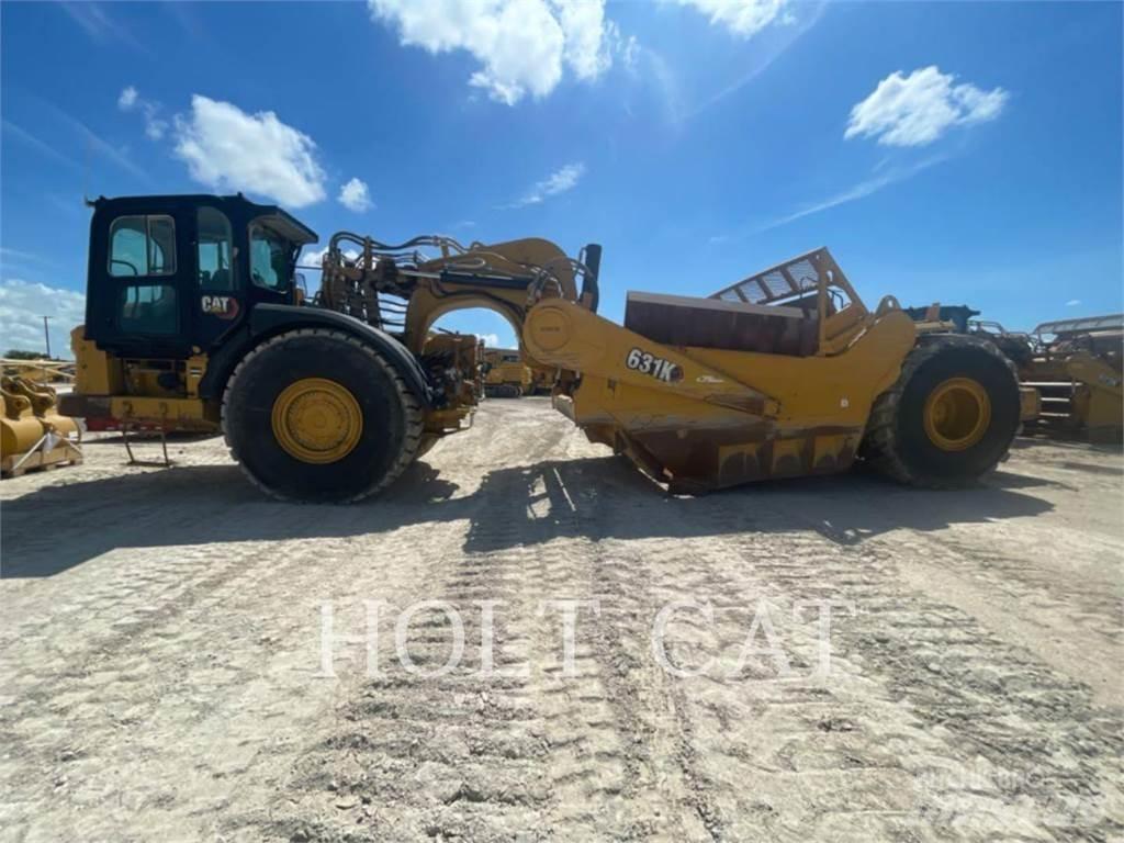 CAT 631K Skrēperi