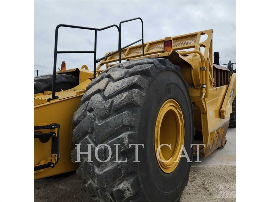 CAT 631K Skrēperi