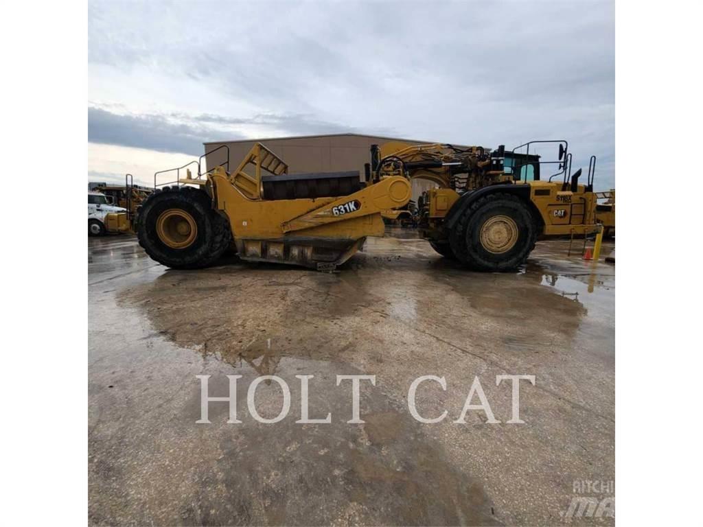 CAT 631K Skrēperi