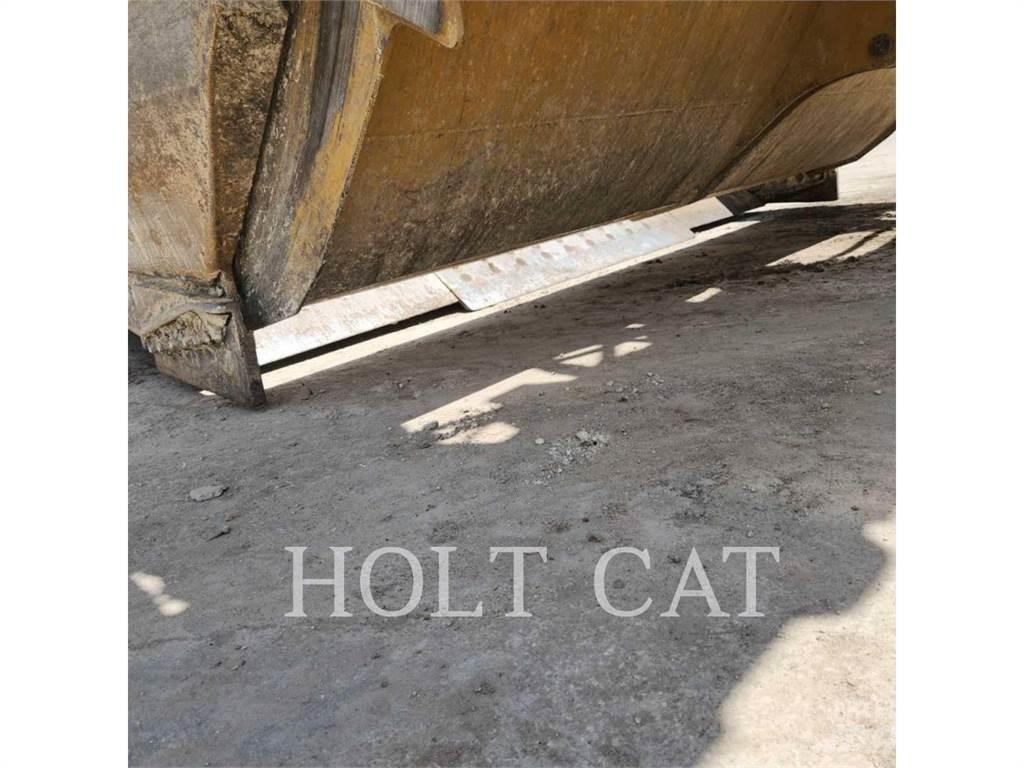 CAT 631K Skrēperi