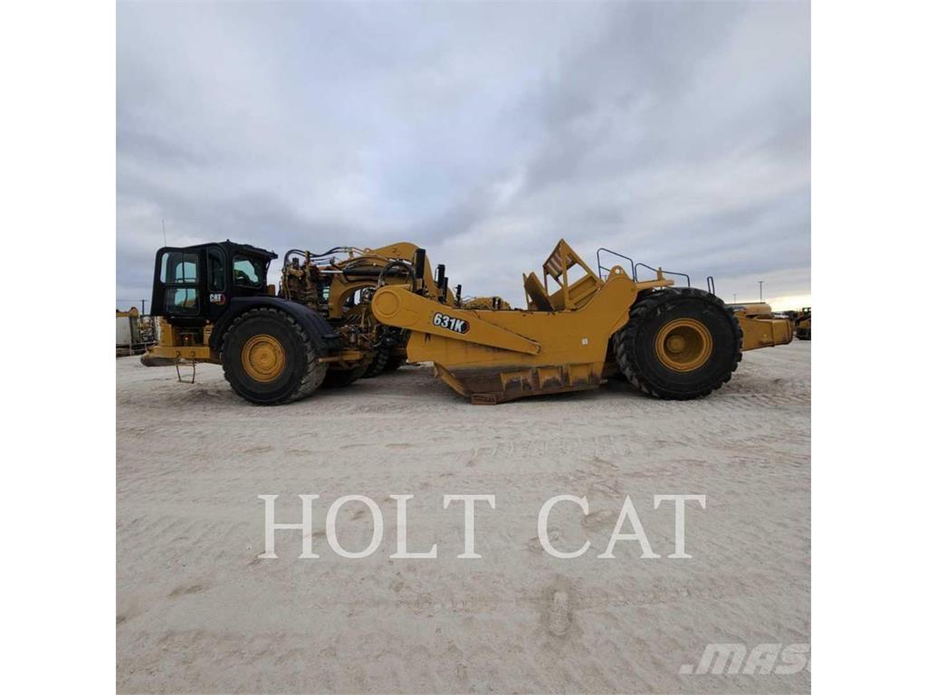 CAT 631K Skrēperi