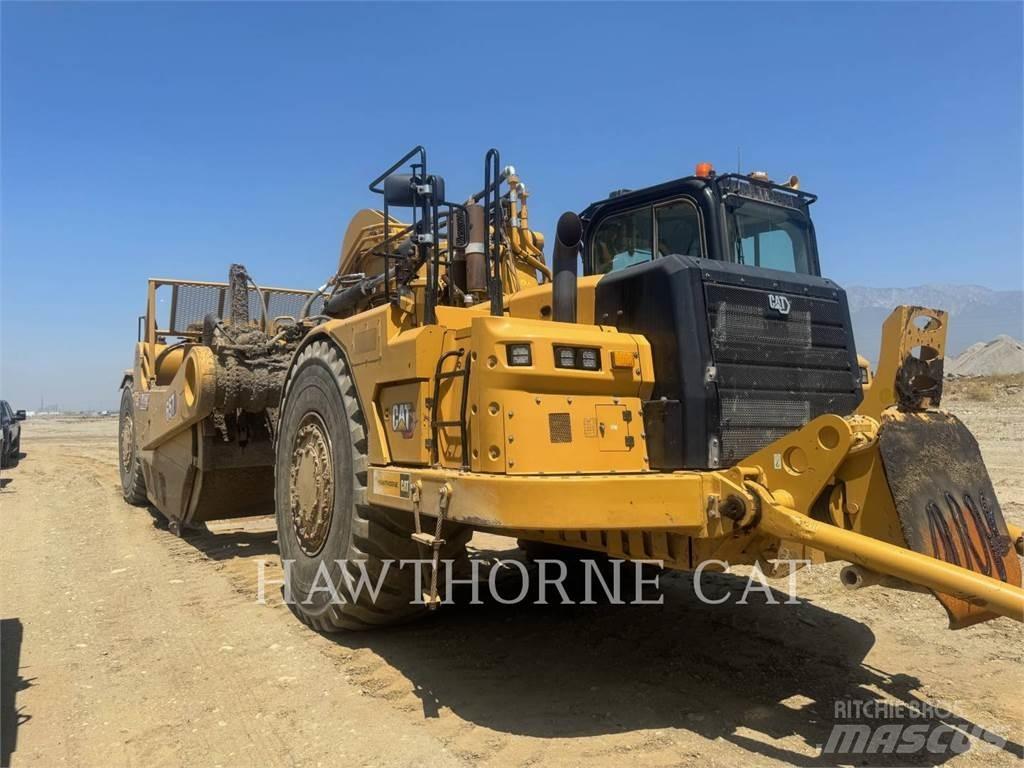 CAT 657 Skrēperi