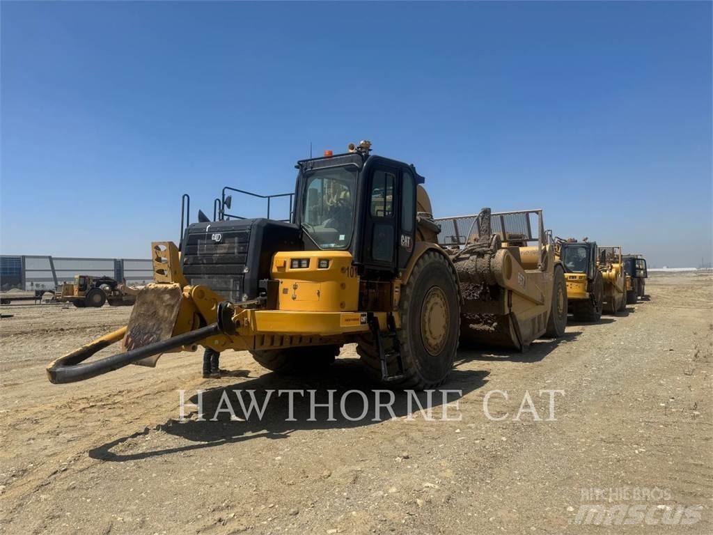 CAT 657 Skrēperi