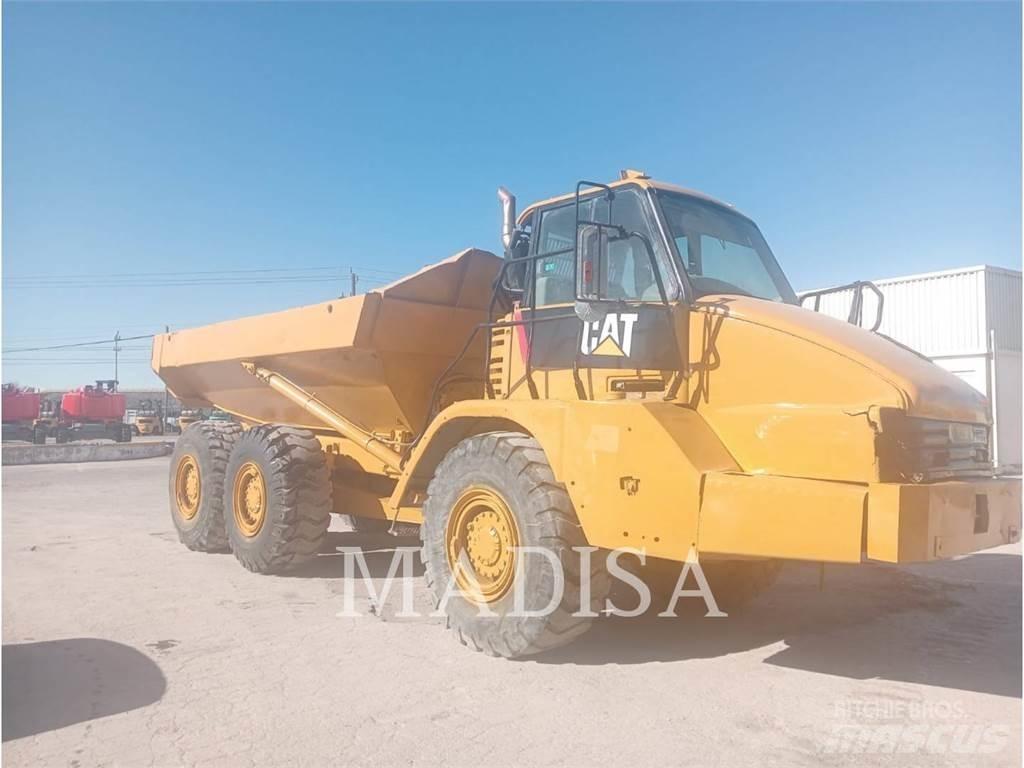 CAT 725 Artikulētie pašizgāzēji