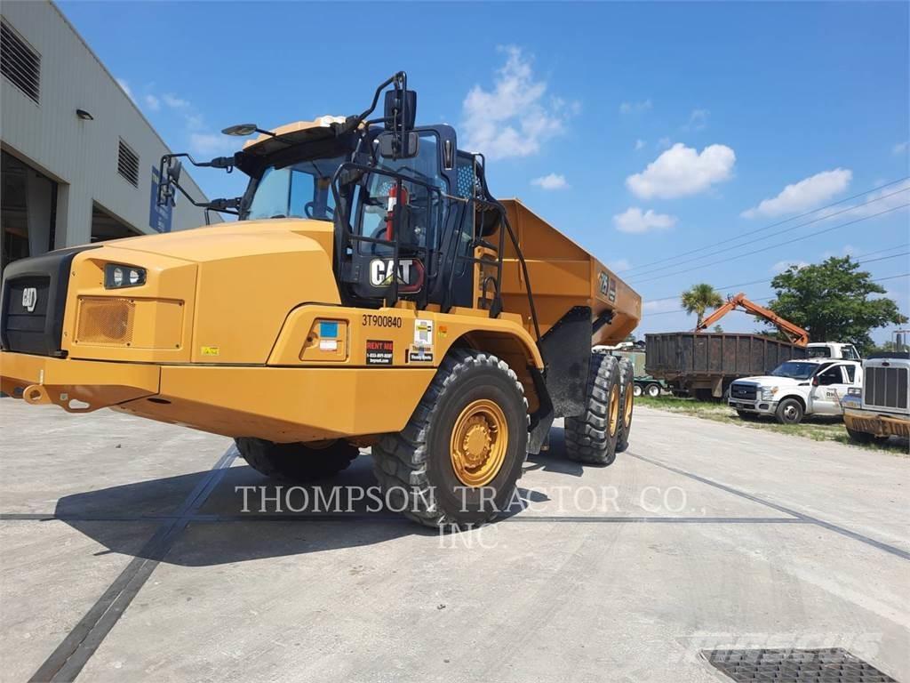 CAT 725 Artikulētie pašizgāzēji