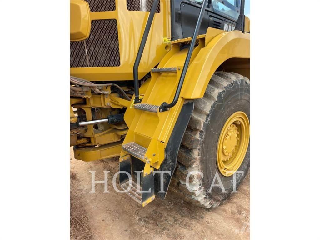 CAT 725 Artikulētie pašizgāzēji