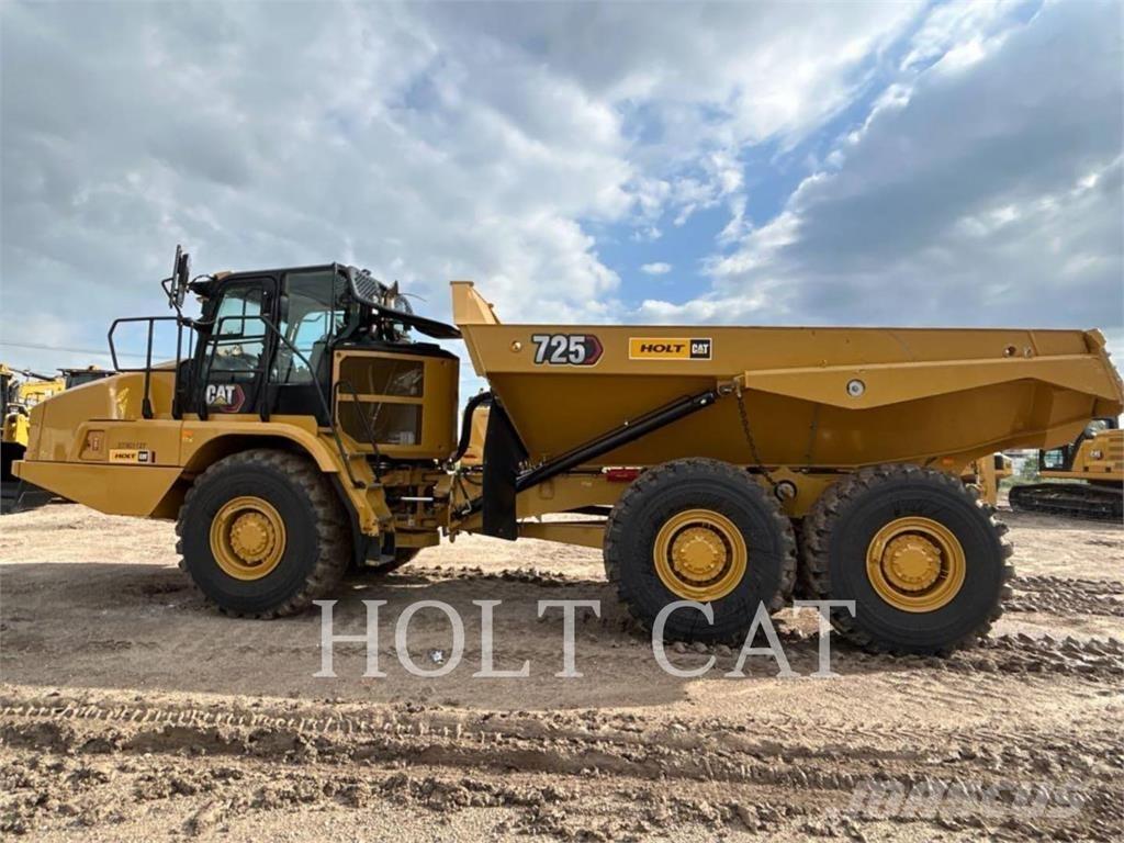 CAT 725 Artikulētie pašizgāzēji