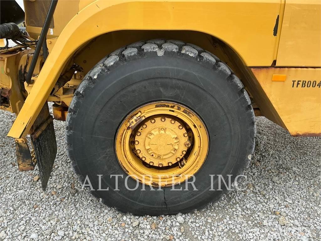 CAT 725C Artikulētie pašizgāzēji