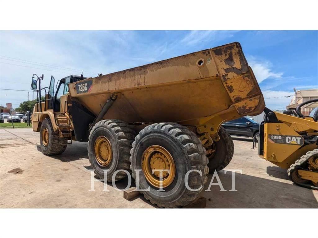 CAT 725C Artikulētie pašizgāzēji
