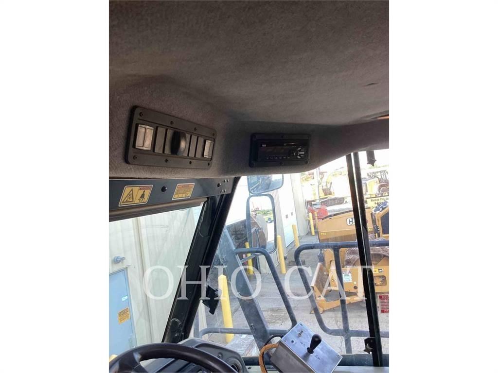 CAT 725C Artikulētie pašizgāzēji