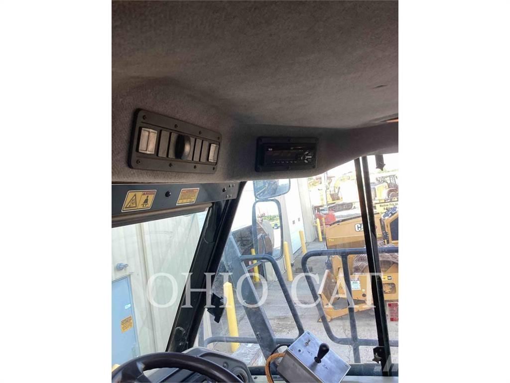 CAT 725C WT Artikulētie pašizgāzēji