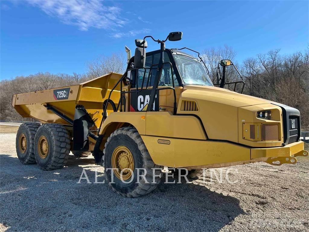 CAT 725C2 Artikulētie pašizgāzēji