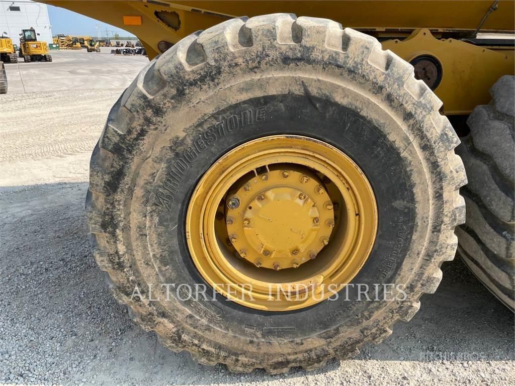 CAT 725C2 Artikulētie pašizgāzēji