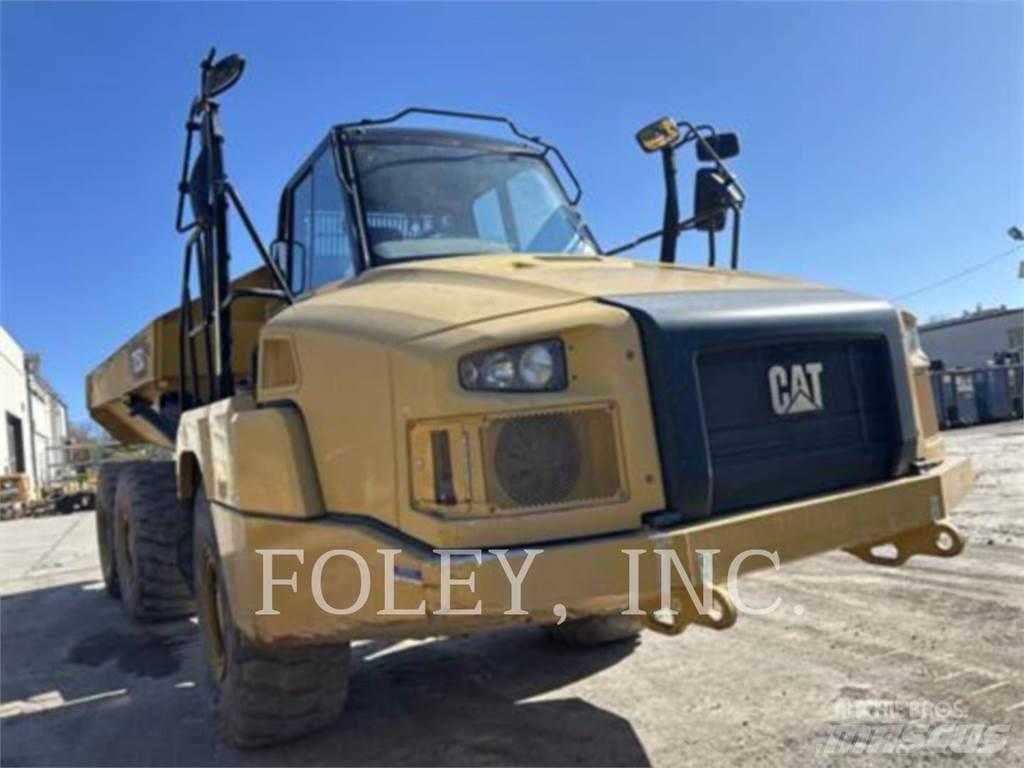 CAT 725C2 Artikulētie pašizgāzēji