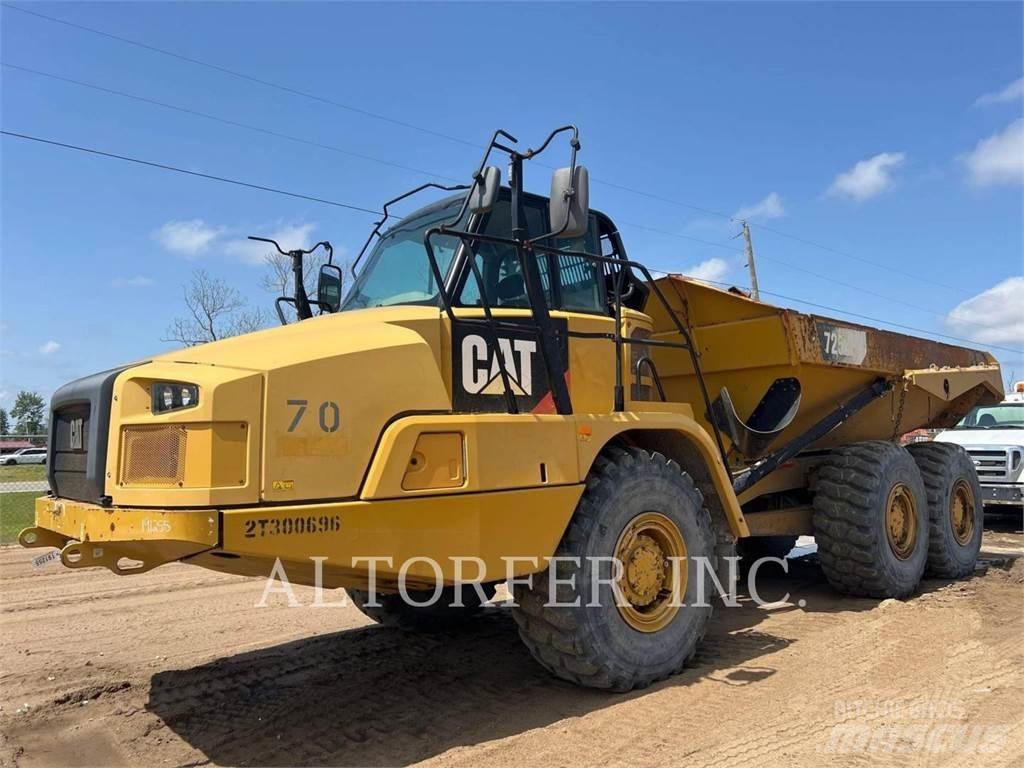 CAT 725C2 Artikulētie pašizgāzēji