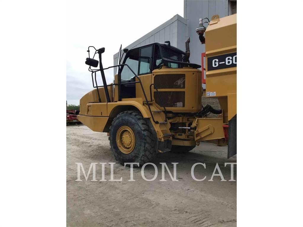 CAT 725C2 Artikulētie pašizgāzēji